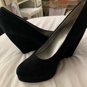 Suede black wedge heels